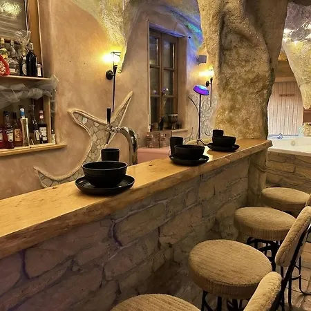 Wellness Hoehlen & Apartment Leidersbach